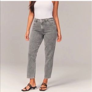 Abercrombie 90s straight ultra high rise jeans
